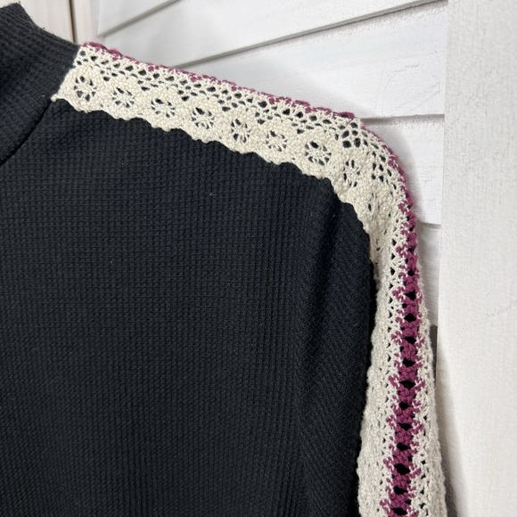 Maurice's Plus Size Crochet Fair Isle Mock Neck Long Sleeve Tee Black Women's 2X - Picture 3 of 7